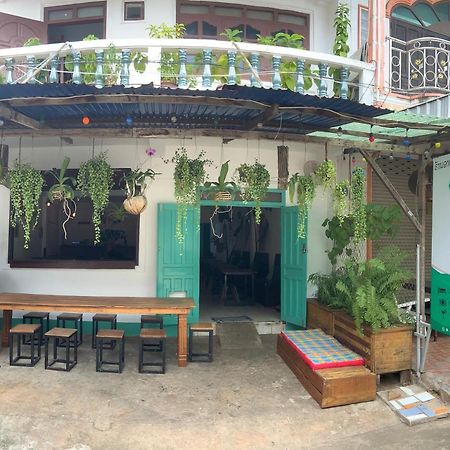 La Casa - Thakhek Hostel Εξωτερικό φωτογραφία