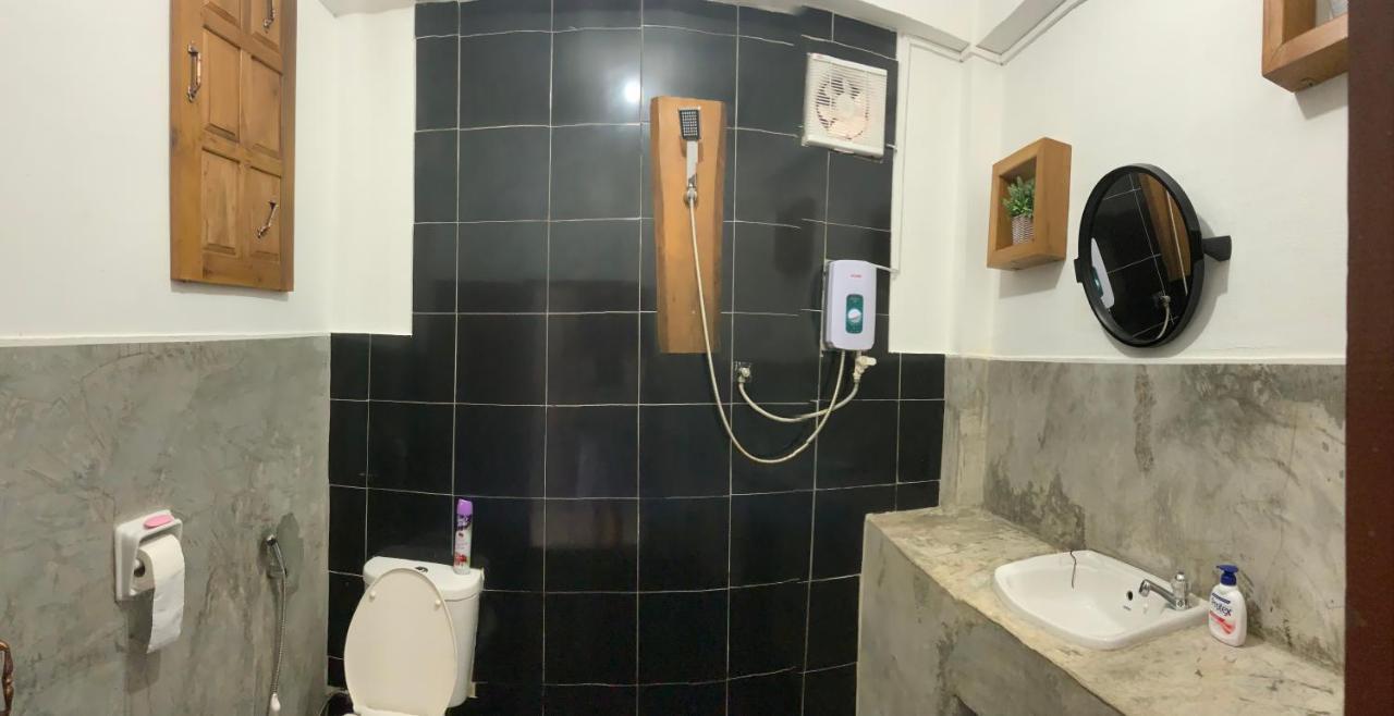 La Casa - Thakhek Hostel Εξωτερικό φωτογραφία