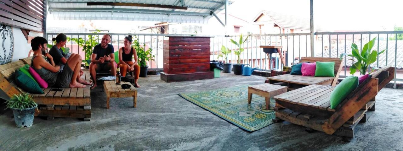La Casa - Thakhek Hostel Εξωτερικό φωτογραφία